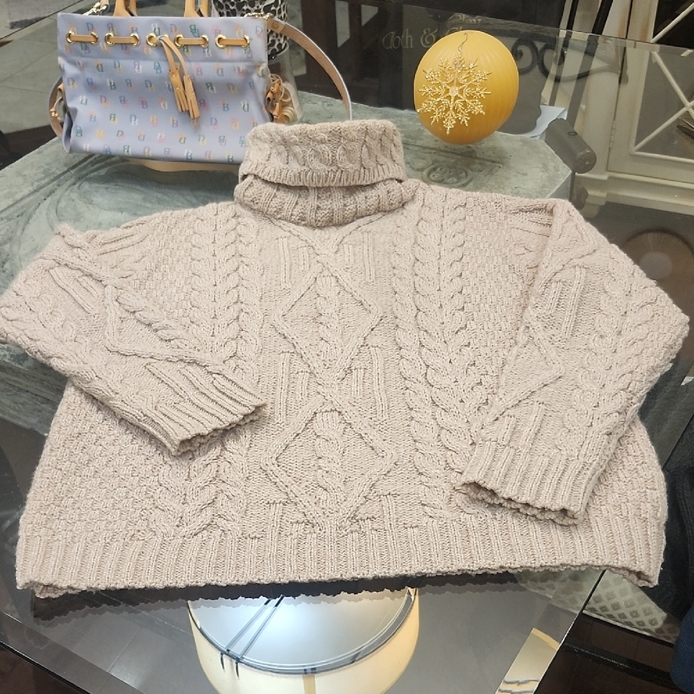 Inis Crafts Traditional Cable Knit Turtle Neck Fisherman Merino Wool Sweater L